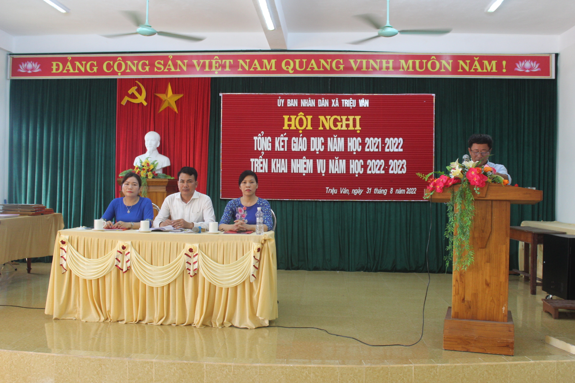 Đ/c Nguyễn Văn Ngưỡng - BT Đảng Ủy - CTHĐND phát biểu chỉ đạo